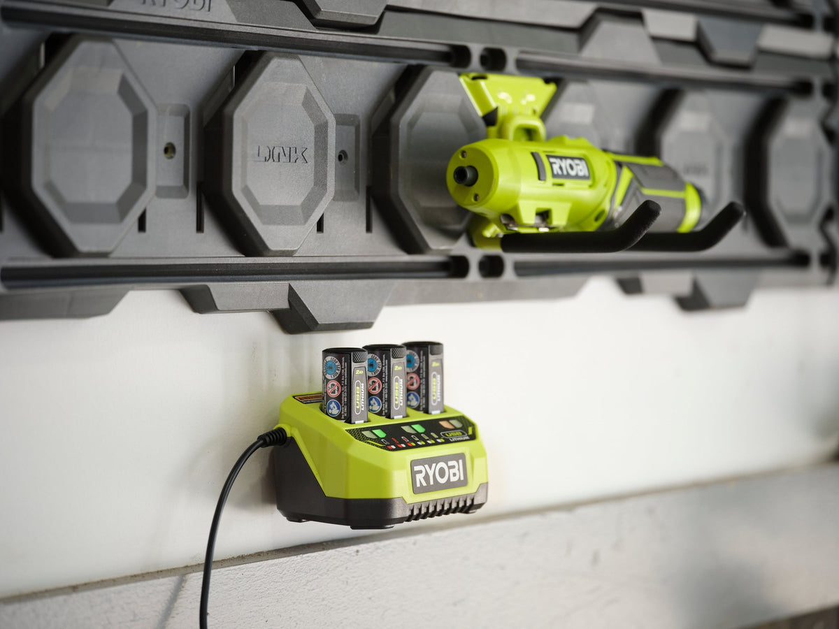 USB Lithium 3-Port Charger