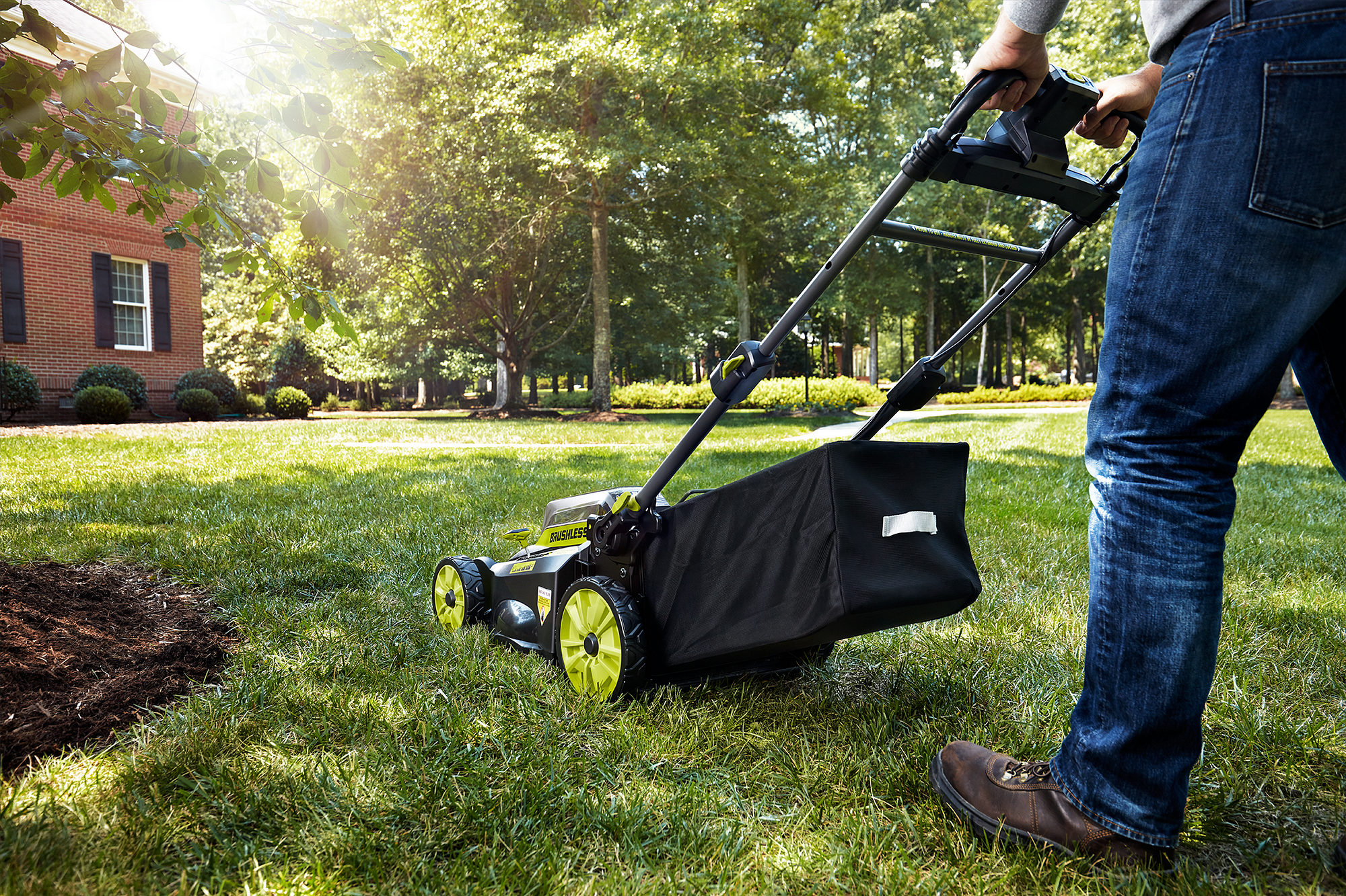 40V Brushless 20" Self-Propelled Lawn Mower