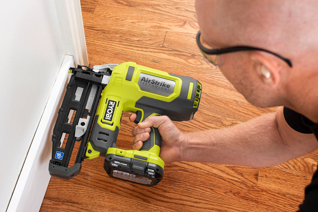 18V ONE+ AirStrike 16GA Finish Nailer Kit