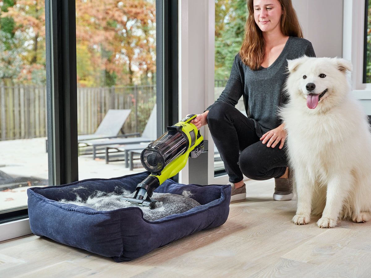 18V ONE+ HP Cordless Pet Stick Vac Kit with Dual-Roller Bar