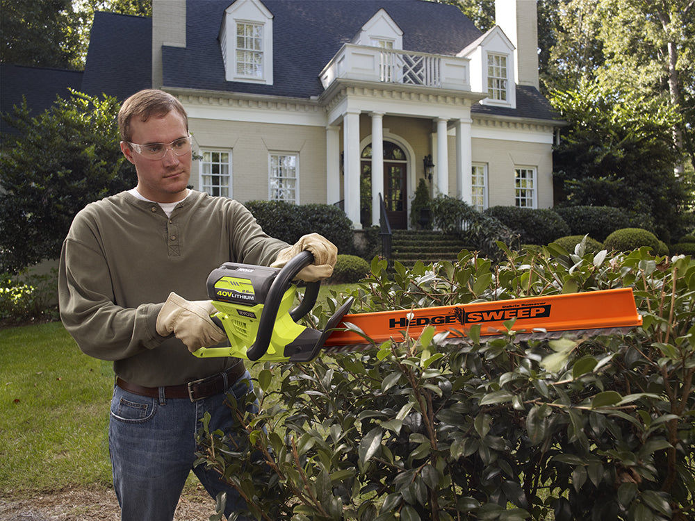 40V 24" Hedge Trimmer