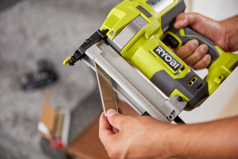 18V ONE+ AirStrike 18GA Narrow Crown Stapler Kit
