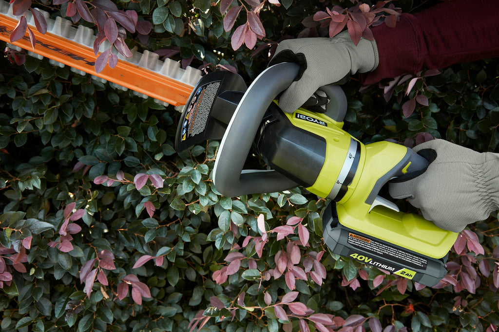 40V 24" Hedge Trimmer