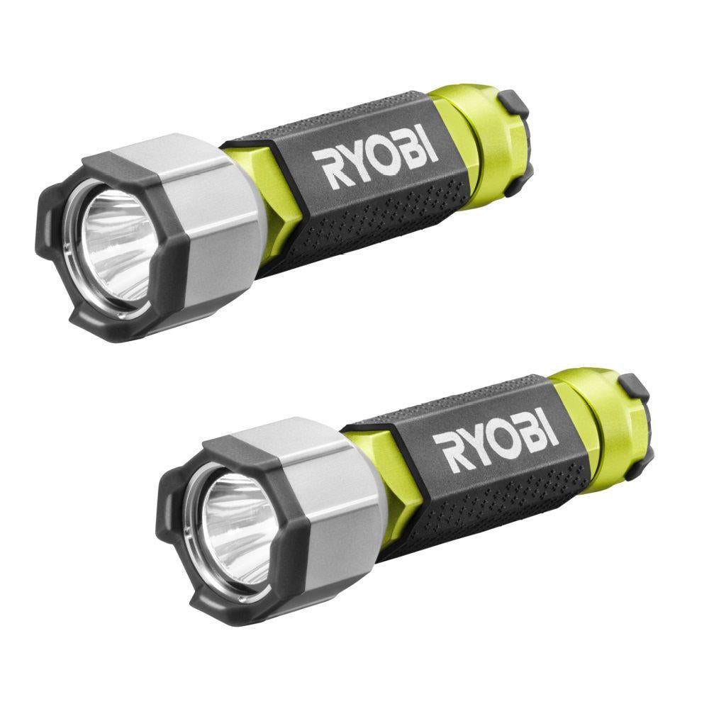 Alkaline Flashlight (2-pack)