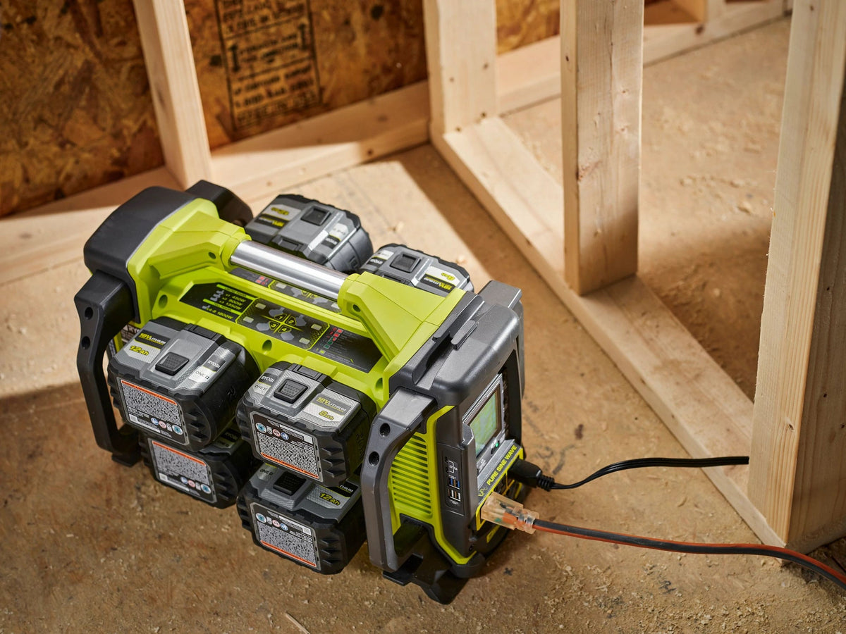18V ONE+ 1800-Watt Power Station