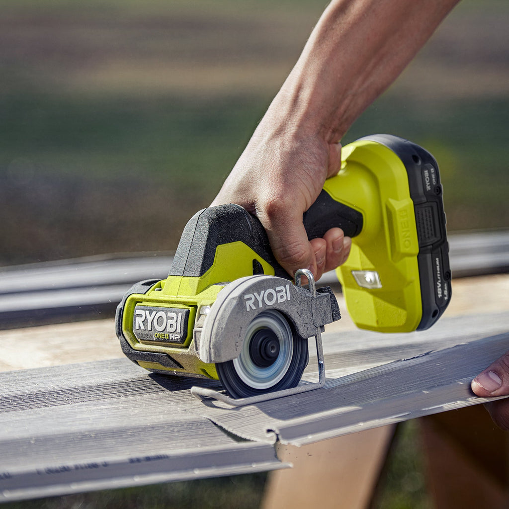 18V ONE+ HP Brushless Compact Cut-Off Tool Kit