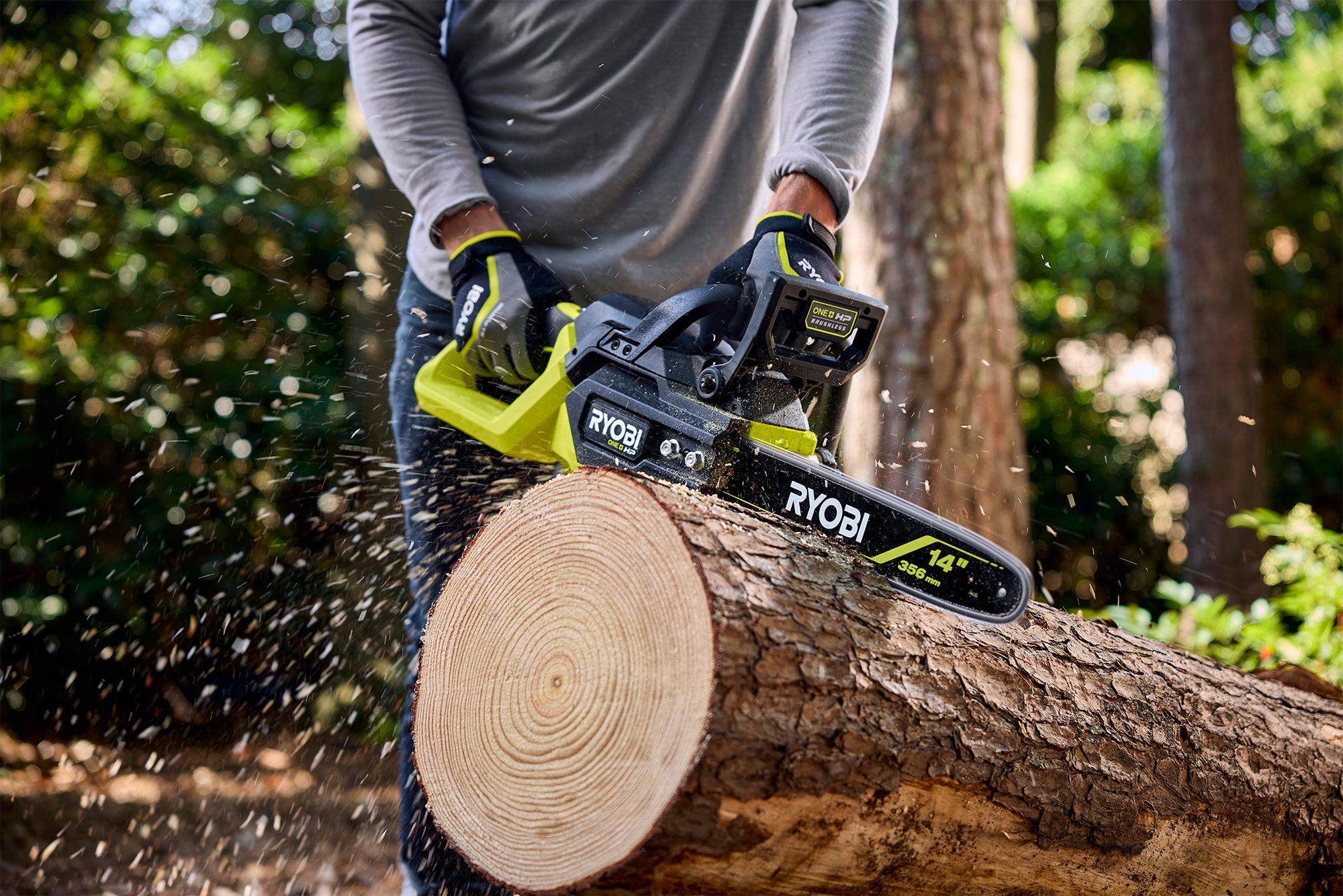 18V ONE+ HP Brushless 14" Chainsaw Kit