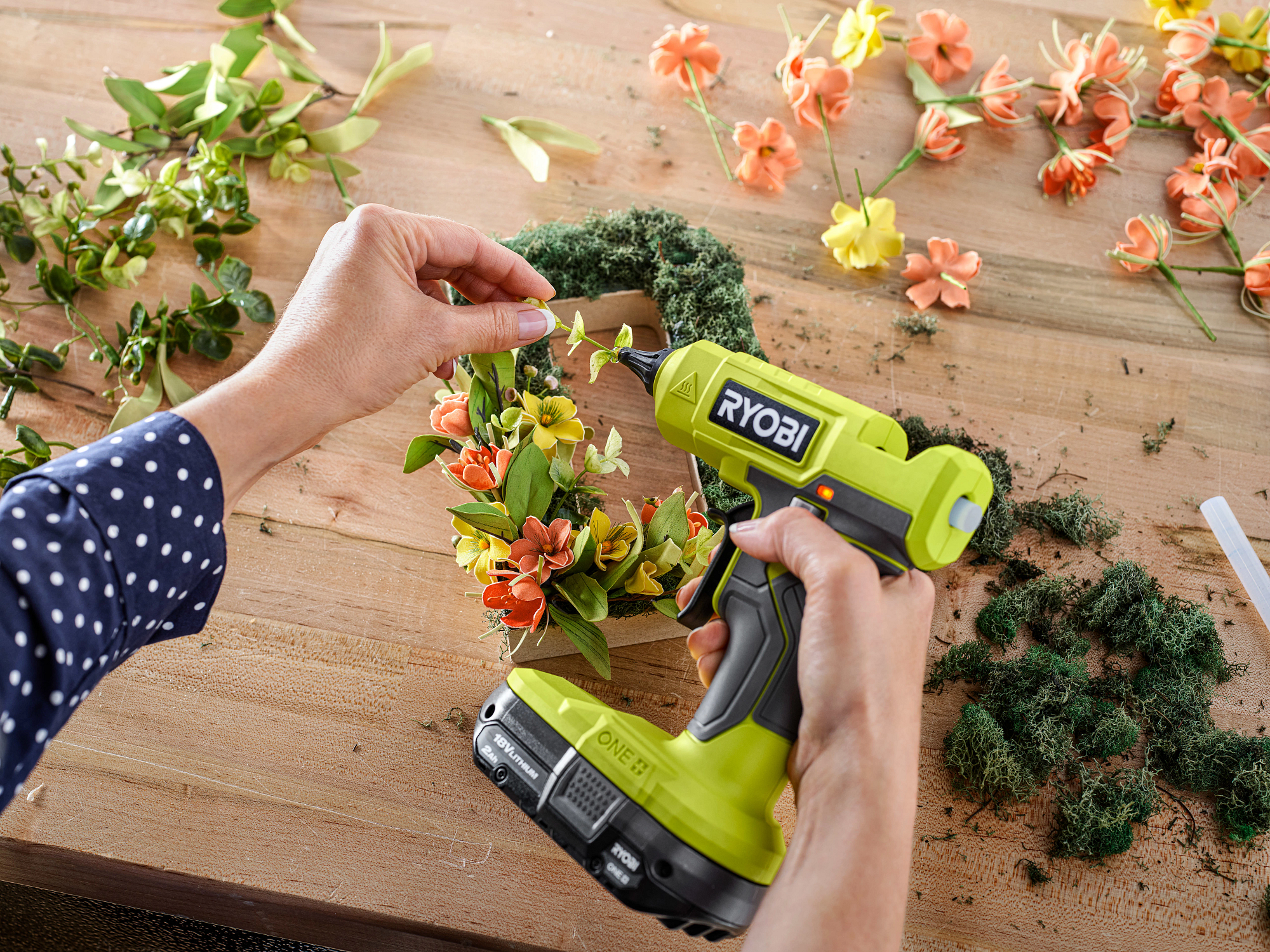18V ONE+ Glue Gun