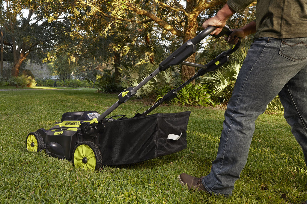 40V 20" BRUSHLESS SMART TREK Self-Propelled Mower WITH 6AH BATTERY & CHARGER