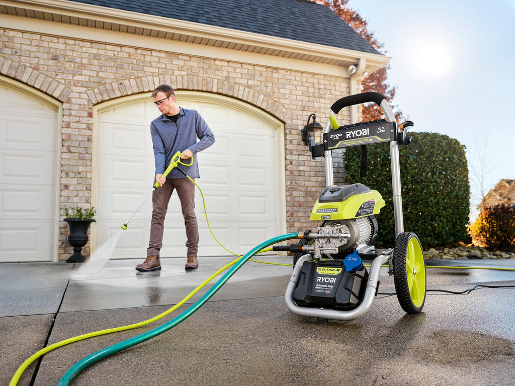 2700 PSI 1.1 GPM Brushless Electric Pressure Washer