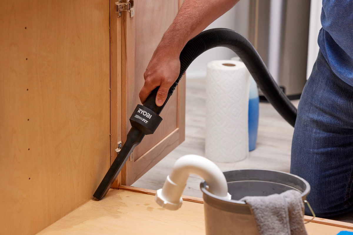 UNIVERSALFIT Wet/Dry Crevice Tool