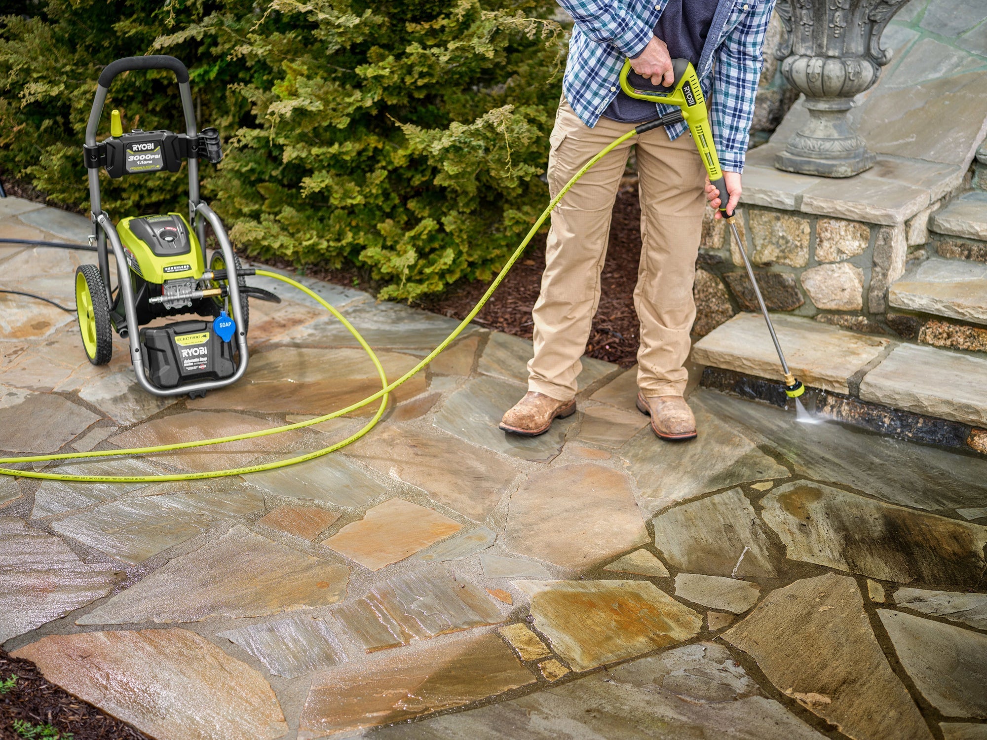 3000 PSI 1.1 GPM Brushless Electric Pressure Washer