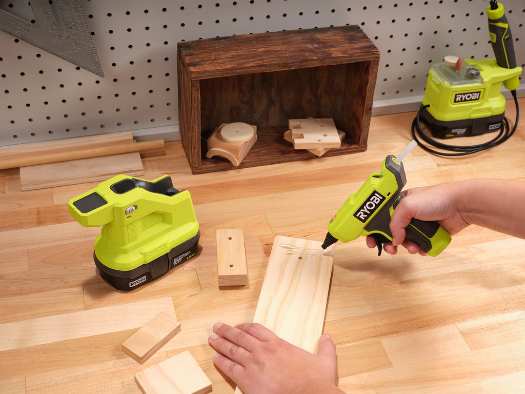 18V ONE+ Compact Glue Gun