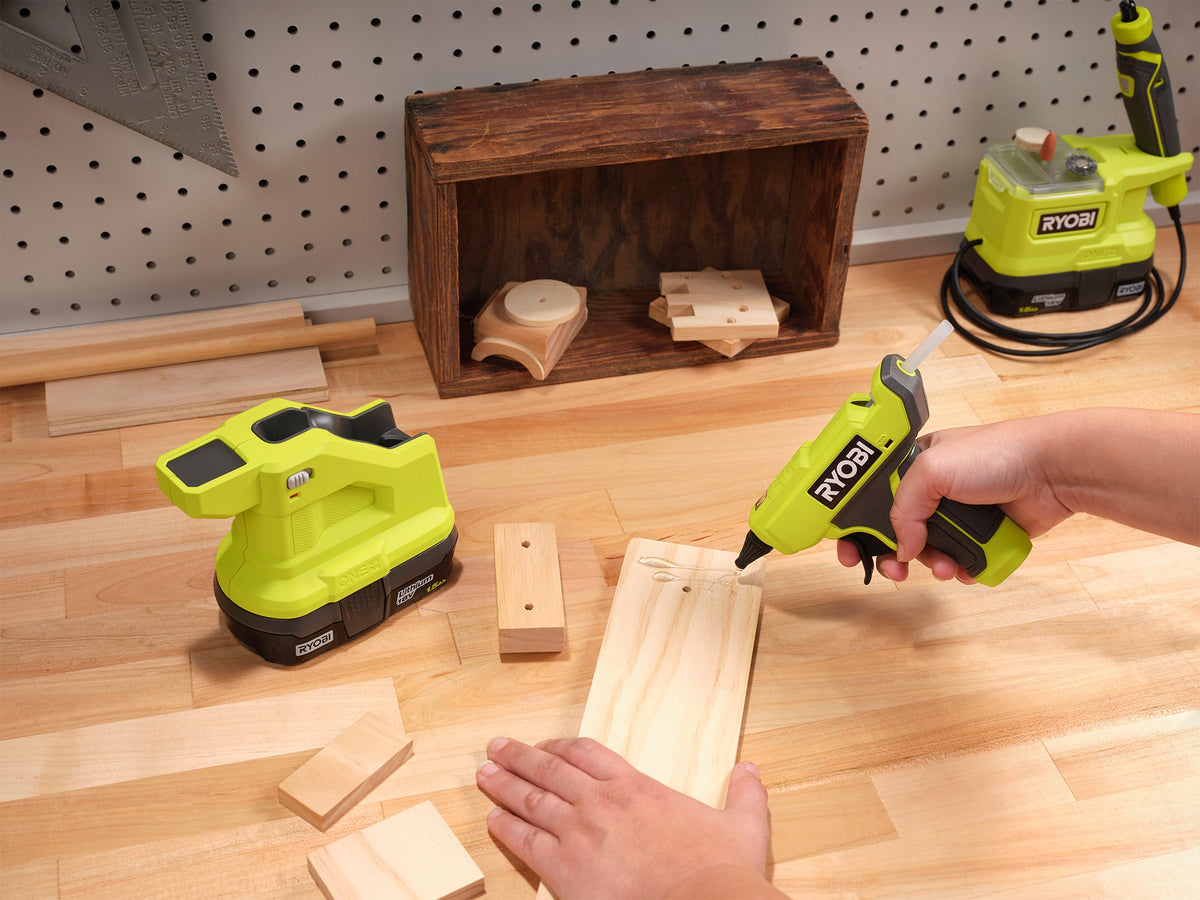 18V ONE+ Compact Glue Gun