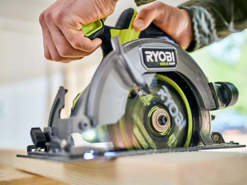 18V ONE+ HP Compact Brushless 6-1/2" Circular Saw Kit