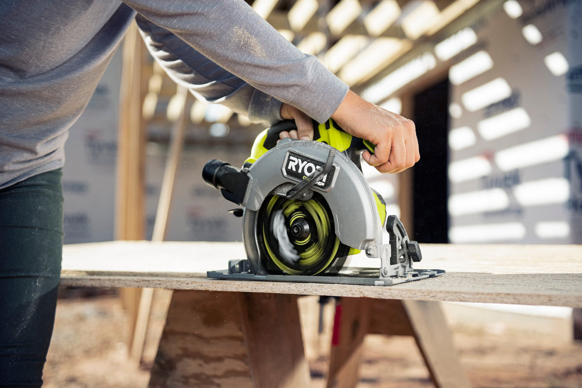 18V ONE+ HP Brushless 7-1/4" Circular Saw